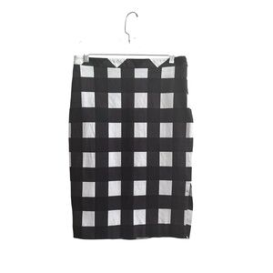 Banana Republic pencil skirt, Black & White Check, Size 8